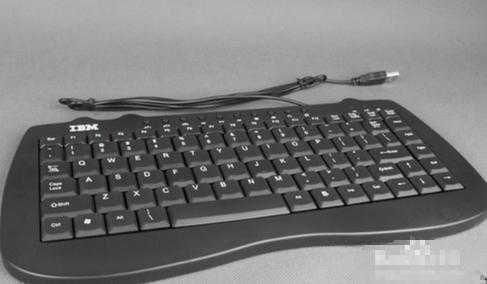 笔记本电脑键盘庞杂 一个快捷键即可解决