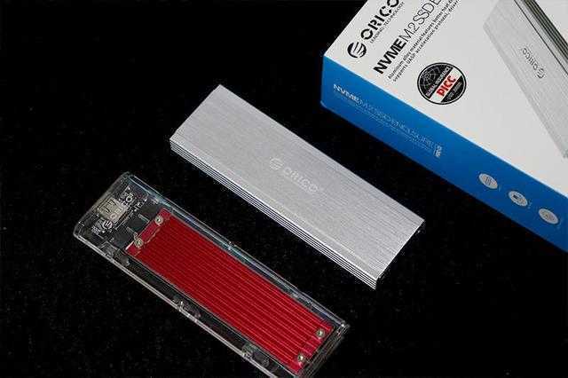 SSD凉速兼具，C口全金属增强散热，M.2固态硬盘盒评测