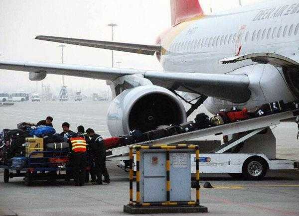 飞机托运行李划定2020 飞机托运行李怎么收费 飞机托运行李箱尺寸