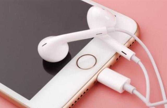 iPhone标配的耳机，到底处于什么档次？苹果卖得贵其实有原理